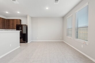 Building Photo - 25834 Northpark Pine Dr