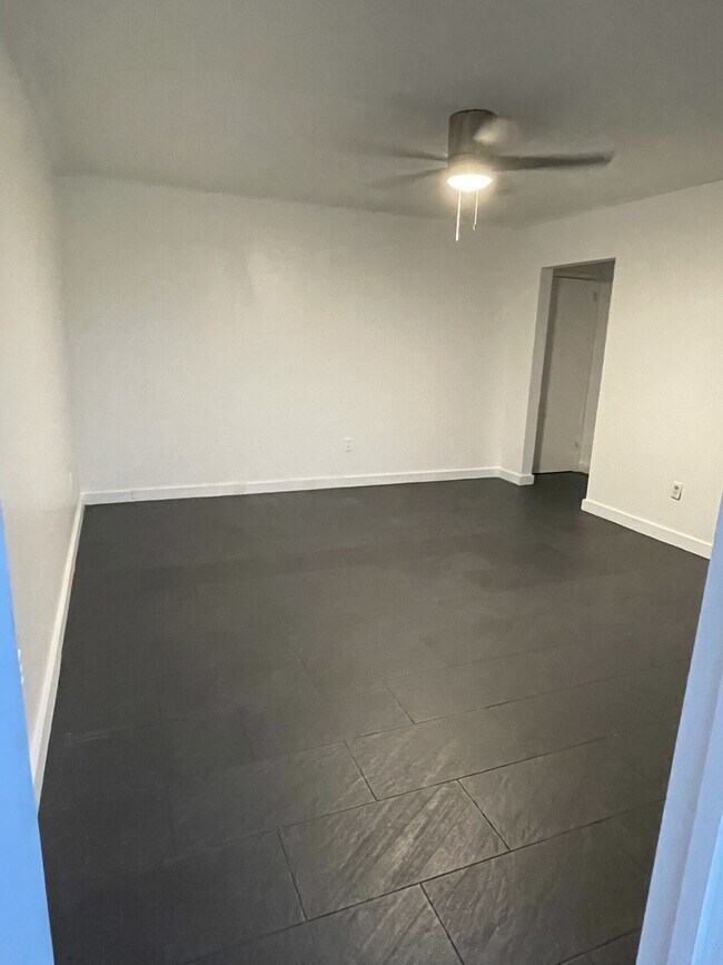 391 NE 42nd Ct, Oakland Park, FL 33334 House Rental in Oakland Park