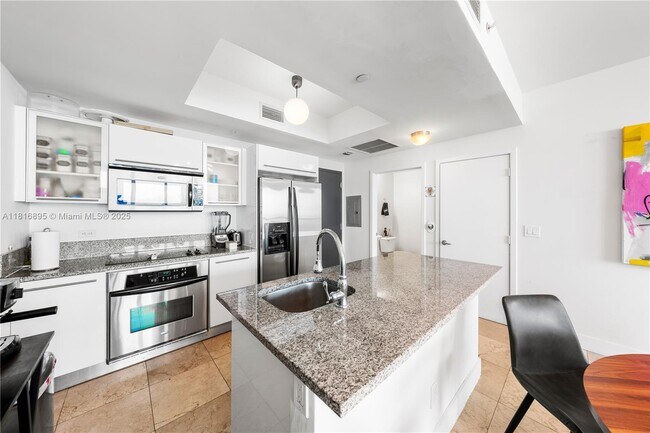 Building Photo - 888 Biscayne Blvd