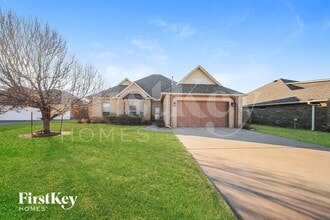 Building Photo - 17313 Ridgewood Dr