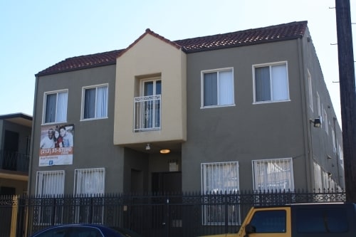 Building Photo - 1156 W 36th Pl
