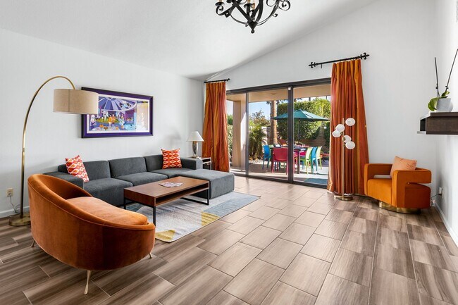 Foto del edificio - 2842 Sundance Cir W