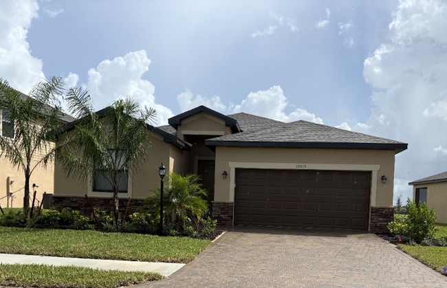 Building Photo - 15015 Palamos Cir