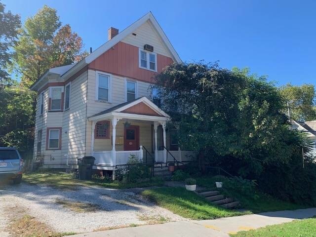 Building Photo - 173 Maple St