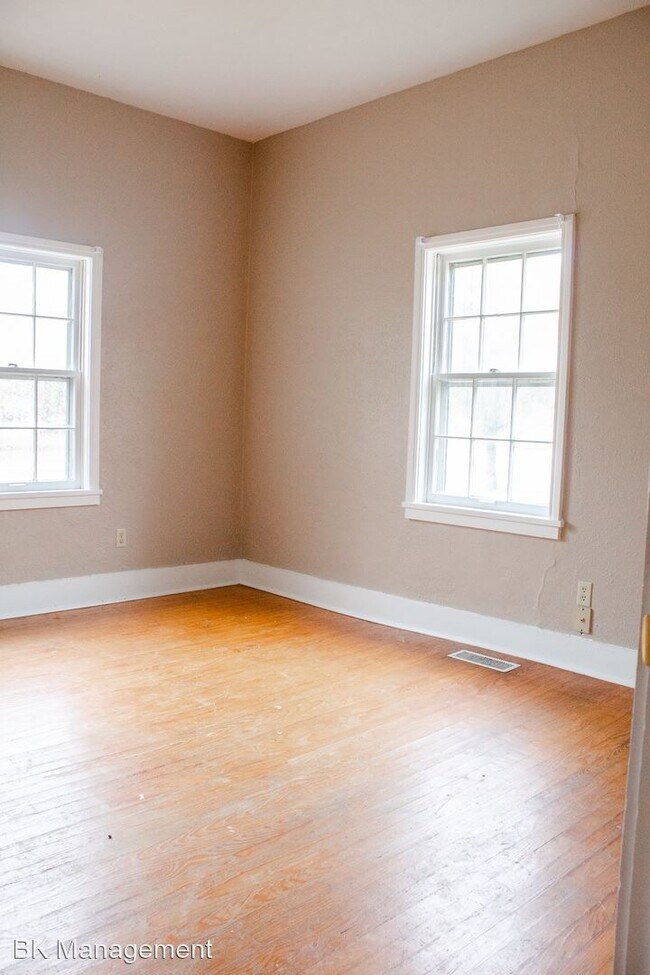 Building Photo - 2 br, 1 bath House - 2014 Scott Street