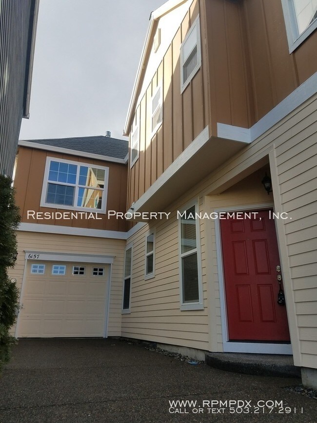 Foto del edificio - 2 Story Home in Arbor Vineyards neighborhood!