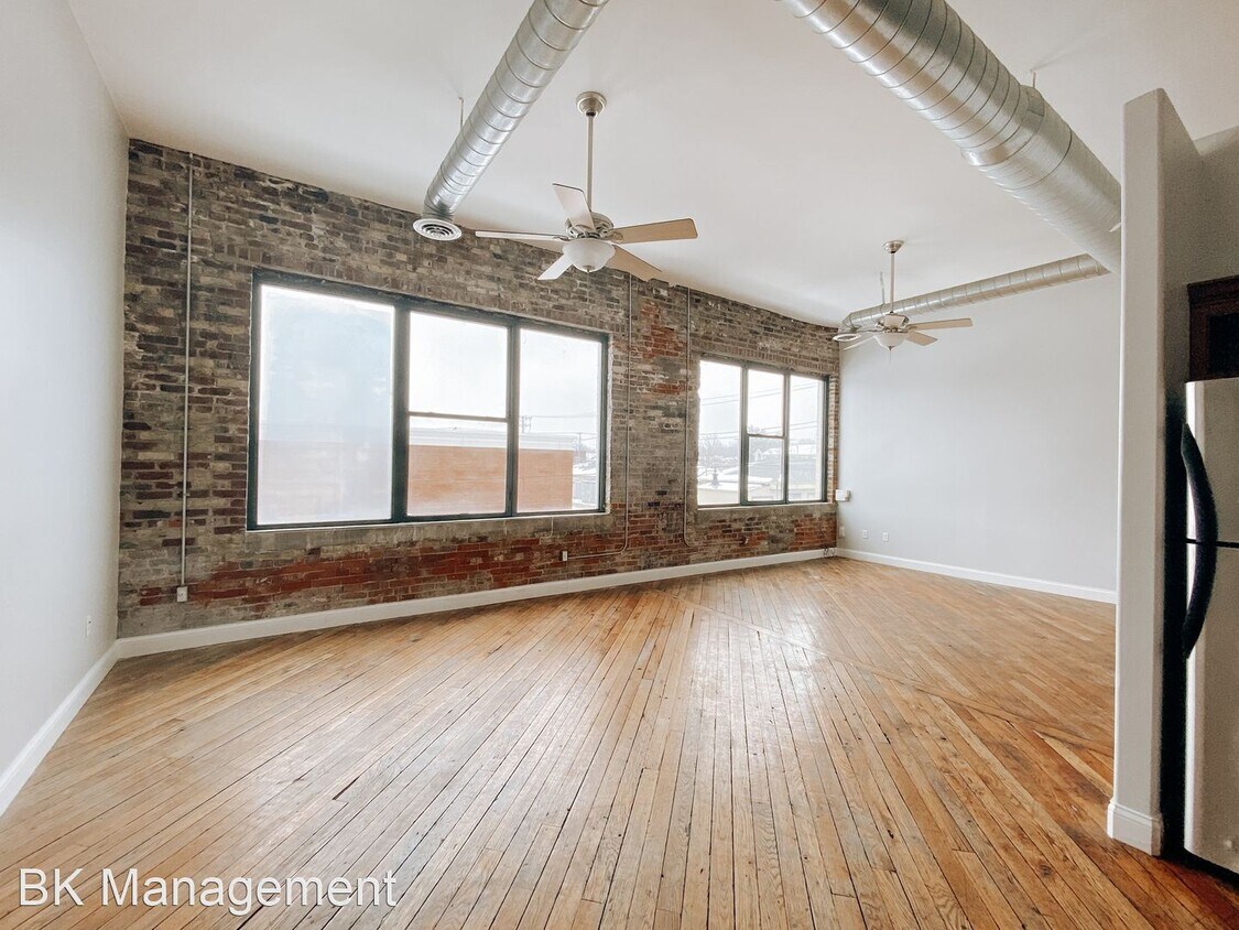 Primary Photo - 2 br, 1 bath House - 423 N 3rd Street Unit B