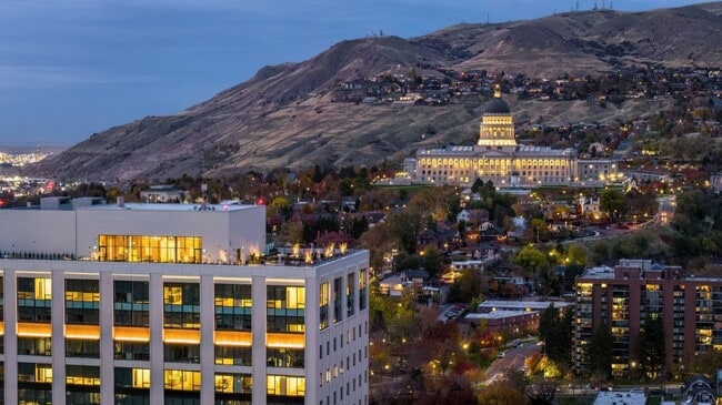 Building Photo - Seraph