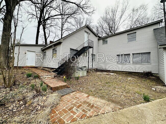 Building Photo - 7530 Dogwood Ln