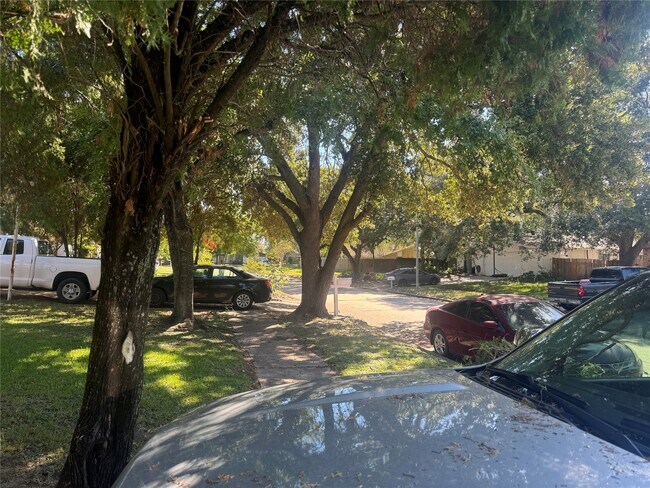 Building Photo - 15630 Camino Del Sol Dr