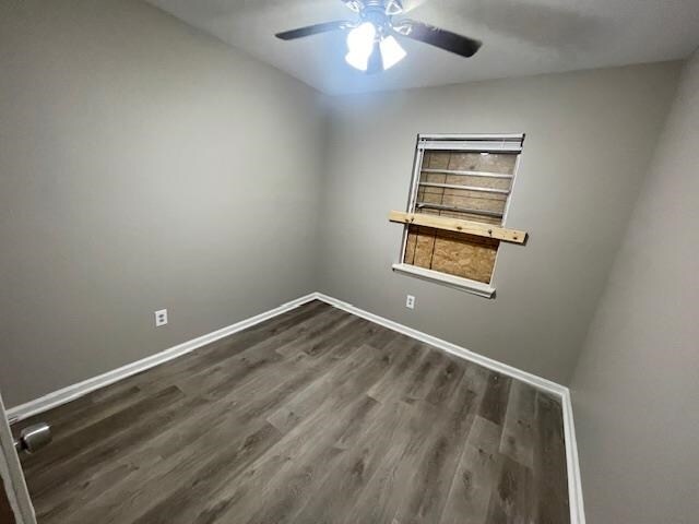 Foto del edificio - 1829 Warner Ave