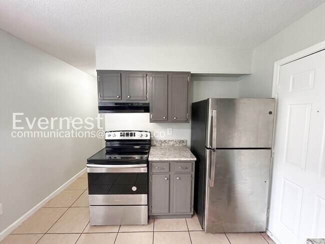 Building Photo - 3352 Brownbark Dr