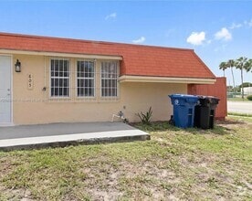 Building Photo - 805 NW 13th St