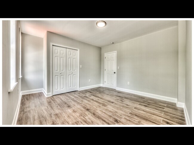 Foto del edificio - 2525 Garrett Ave