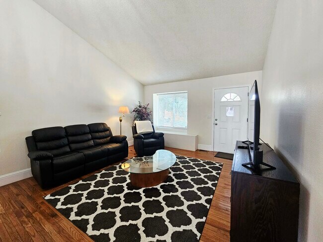 Building Photo - 7486 Liberty Bell Dr