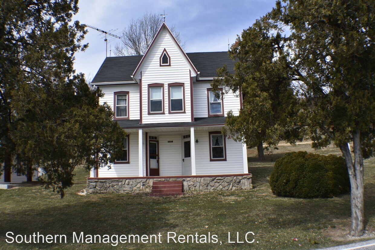 3 br, 1.5 bath House 6532 Lineboro Rd House Rental in Glen Rock, PA