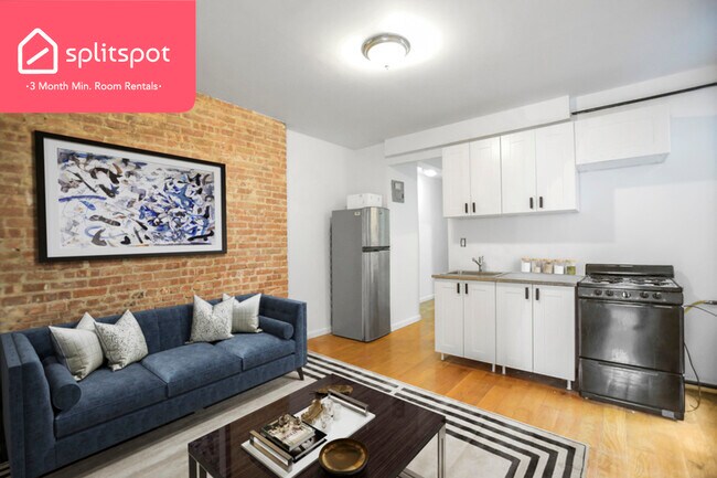 Foto del edificio - Private room in 4 bedroom Manhattan Apartm...