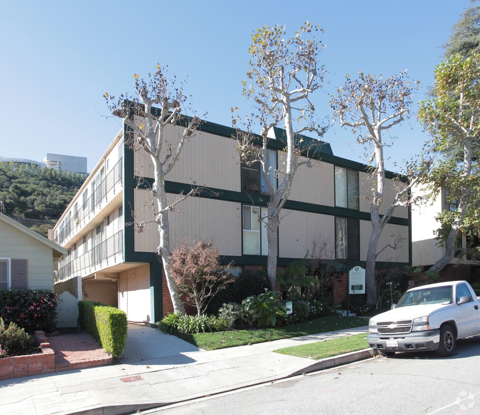 Building Photo - 11746 Bellagio Rd