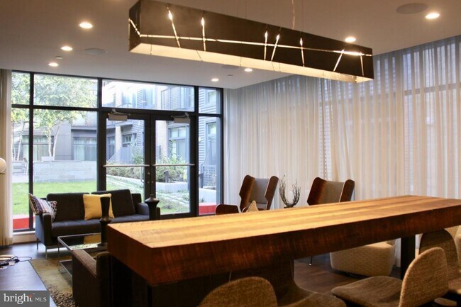 Foto del edificio - 525 Water St SW