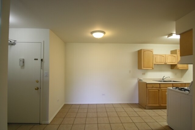 Building Photo - 1185 Higgins Quarters Dr