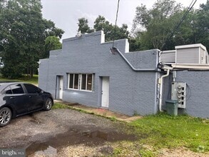 Building Photo - 5455 Mason Springs Rd