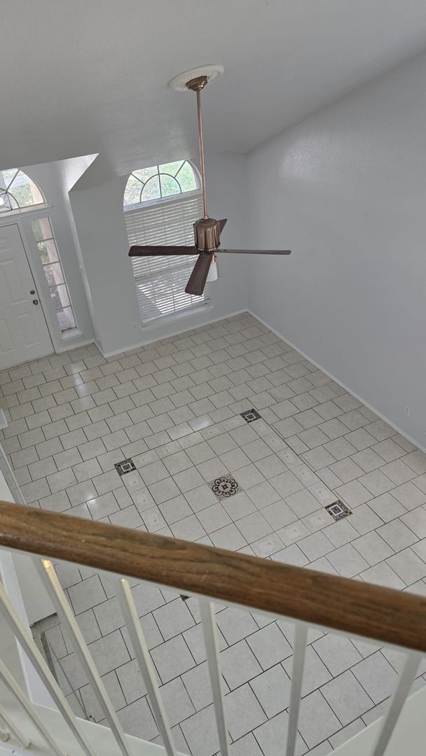 Foto del edificio - House For Lease In Austin
