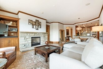 Building Photo - 1301 Canyon Blvd