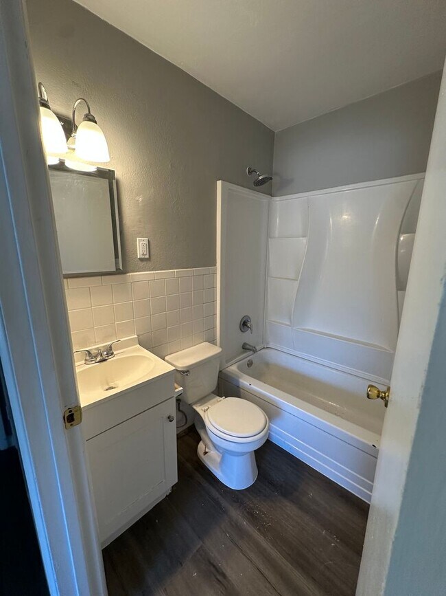 Foto del edificio - 4701 S Pointe Dr