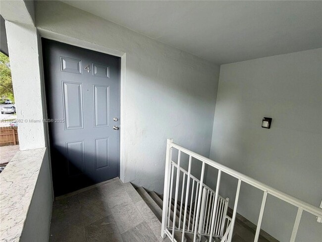 Foto del edificio - 1305 NW 4th St