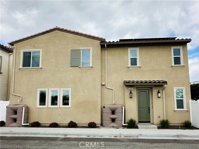 Primary Photo - 1602 Plaza del Amo