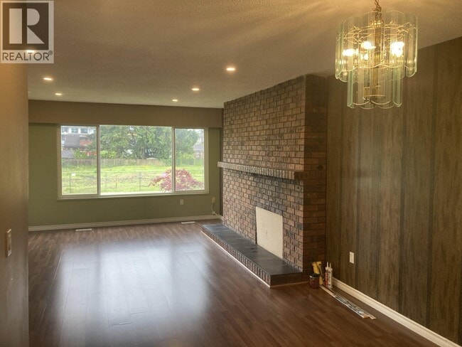 Building Photo - 2161 Prairie Ave