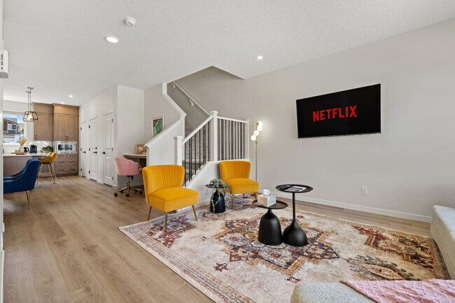 Photo du bâtiment - 147 Edith Dr NW