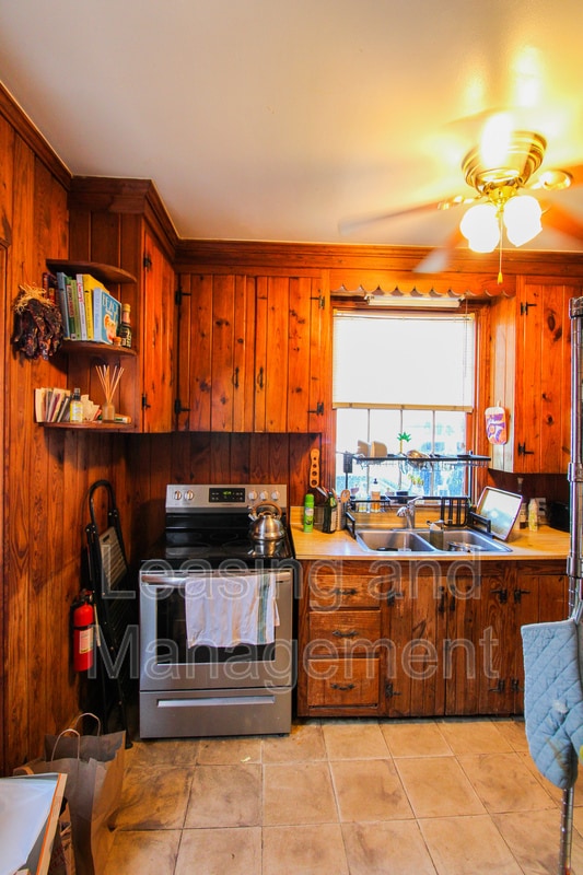 Building Photo - 23 Archdale St