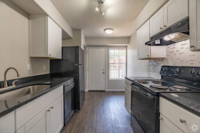 1BR, 1BA - 740SF - Kitchen - Azure Place Apartments