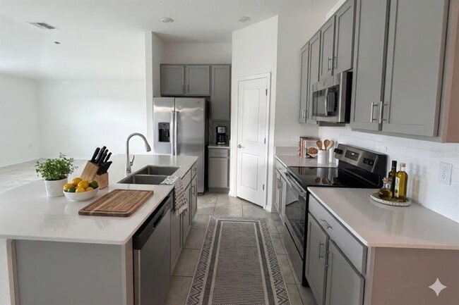 Building Photo - 1950 Birnham Wood Bnd