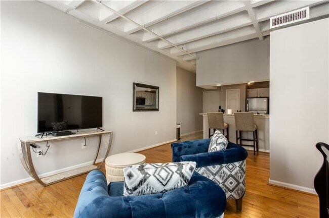 Foto del edificio - 32 Peachtree St NW