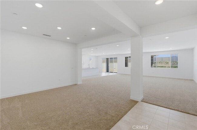 Building Photo - 11647 Saddleback Dr