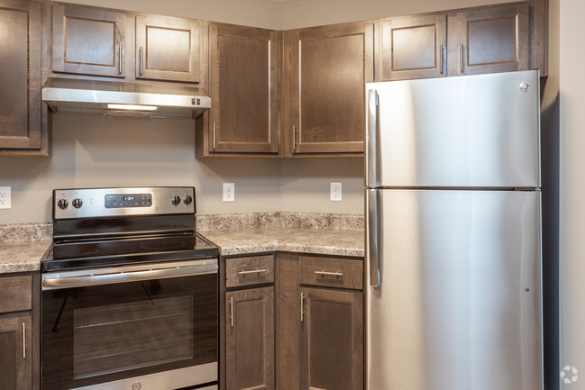 2BR Remodeled - Kitchen - Walnut Creek Apartments