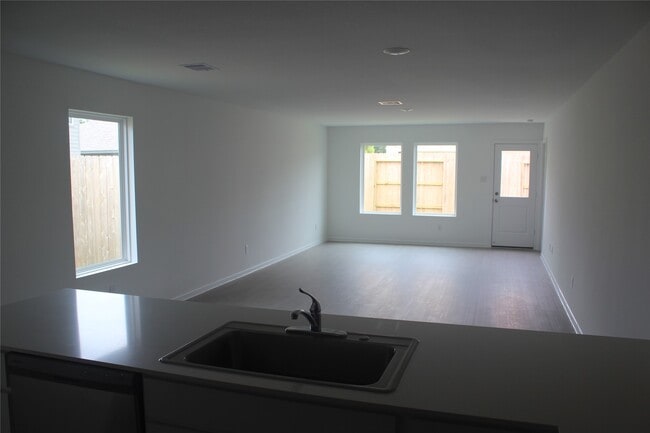 Building Photo - 3128 Twisted Myrtle Dr