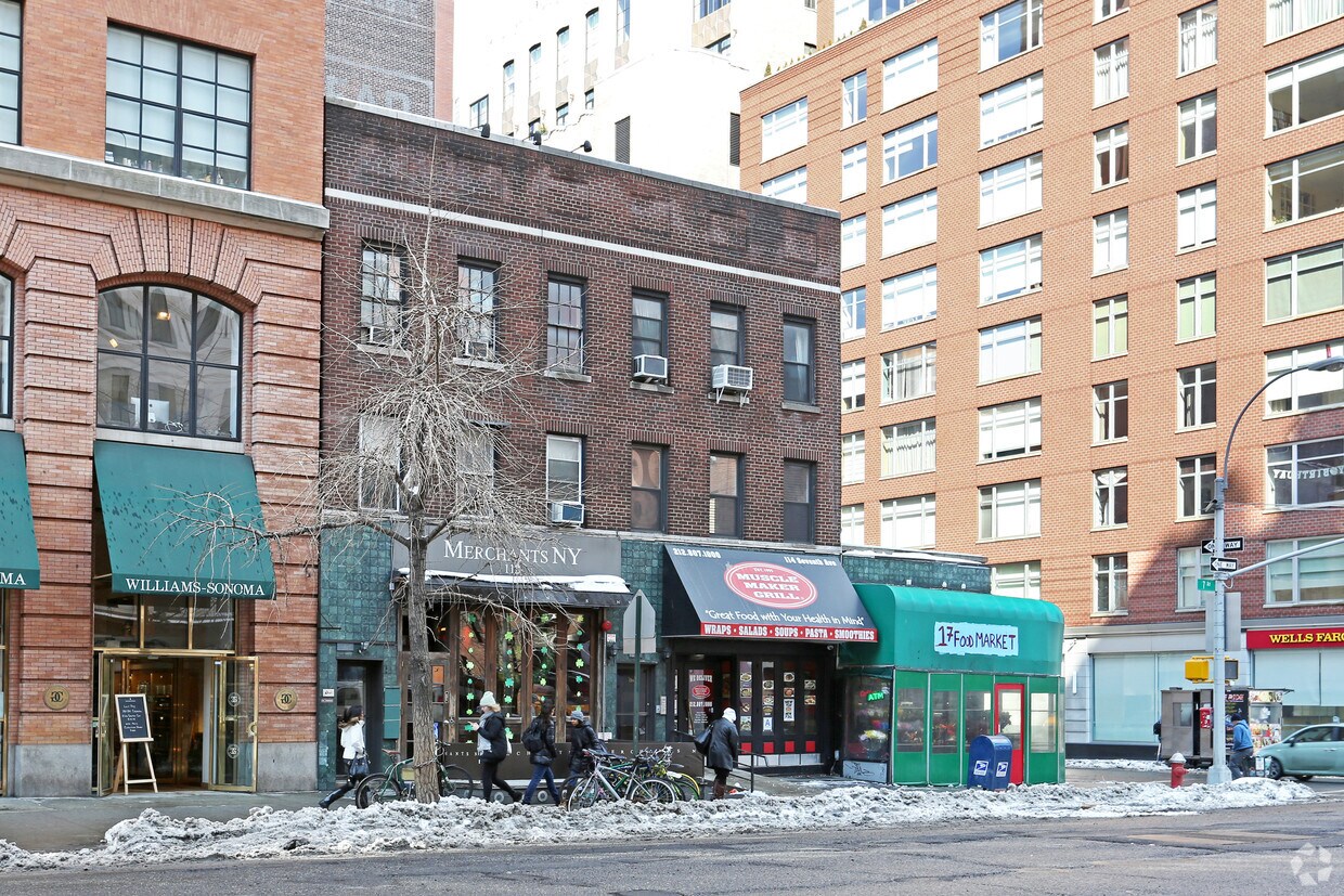 Building Photo - 112-116 7th Ave