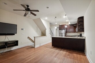 Building Photo - 1408 Willington St