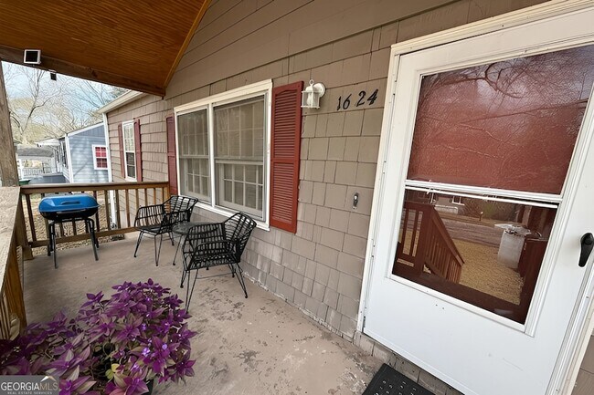 Foto del edificio - 1624 Terry Mill Rd SE