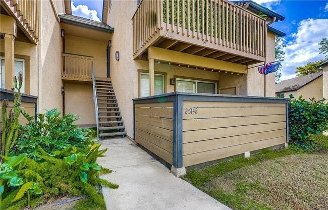 Building Photo - 26142 Serrano Ct