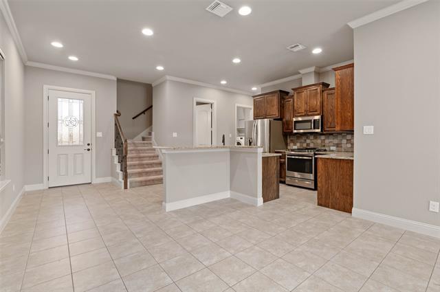 Foto del edificio - 2317 Chrystal Falls