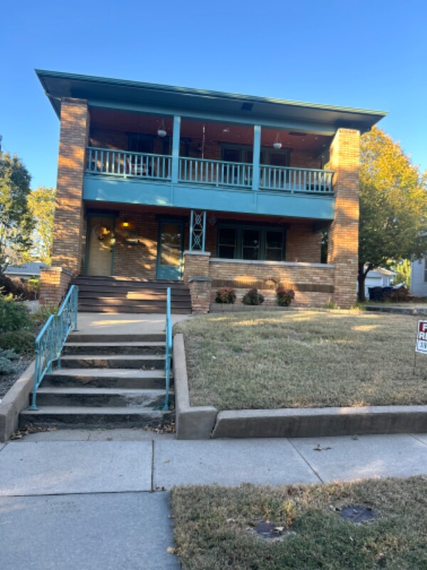 Primary Photo - 3418 E English St