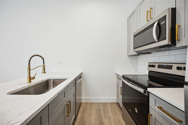 Foto del edificio - 4613 Indie Hts Ln