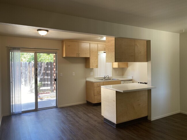 Building Photo - 3006 Delta Ave