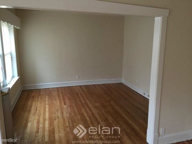 Building Photo - 1401 W 80th St