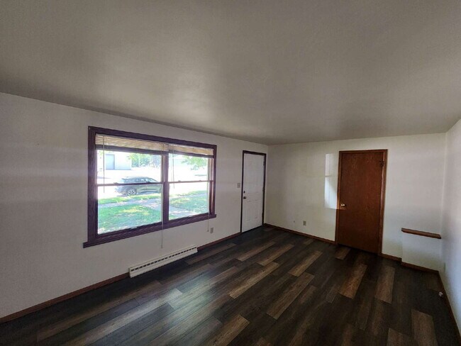 Foto del edificio - Side by Side Duplex