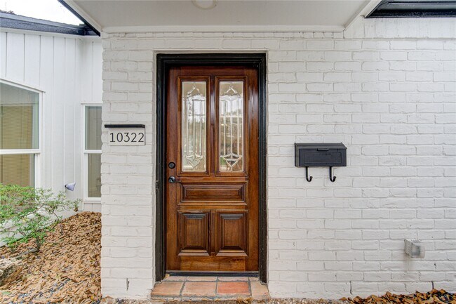 Foto del edificio - 10322 Lynbrook Hollow St